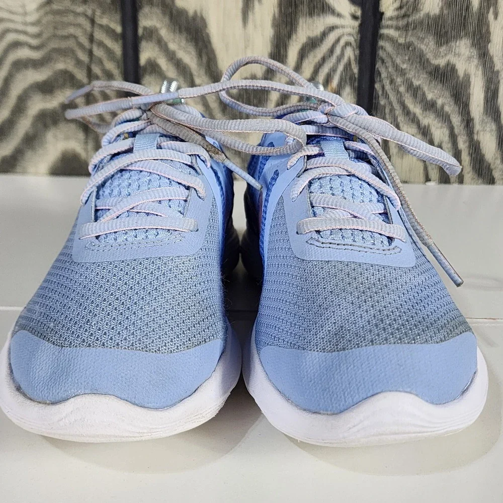 Nike Revolution 4 Light Blue Girls Size US 7Y Running Sneakers Shoes BV7441-400 - Picture 8 of 12